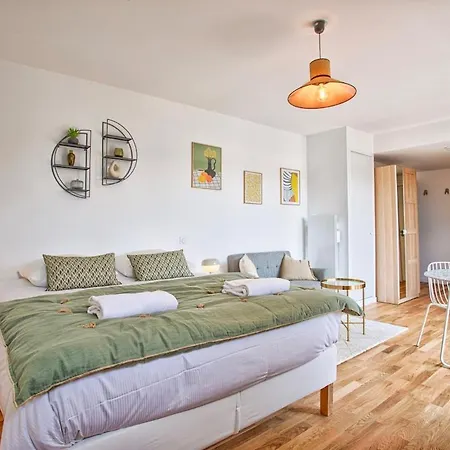 Le Belle Epoque - A 5 Minutes De La Apartman *